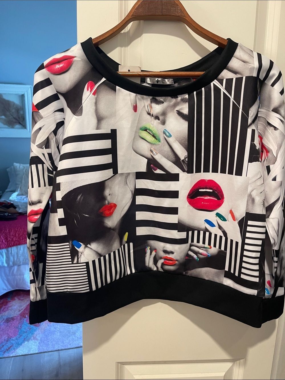 Women’s Graphic Black & White Photo-Print Sweatshirt with Multicolor Accents